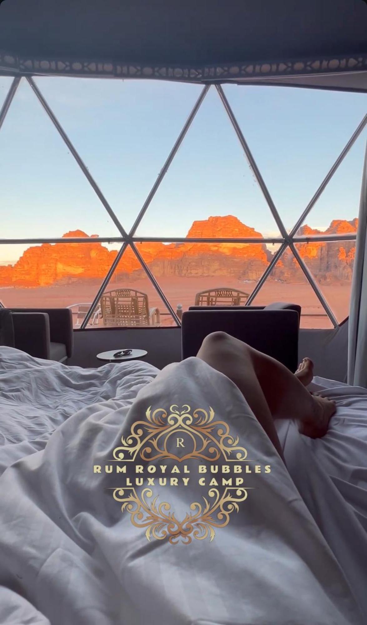 와디럼 Rum Royal Bubbles Luxury Camp 아파트 외부 사진
