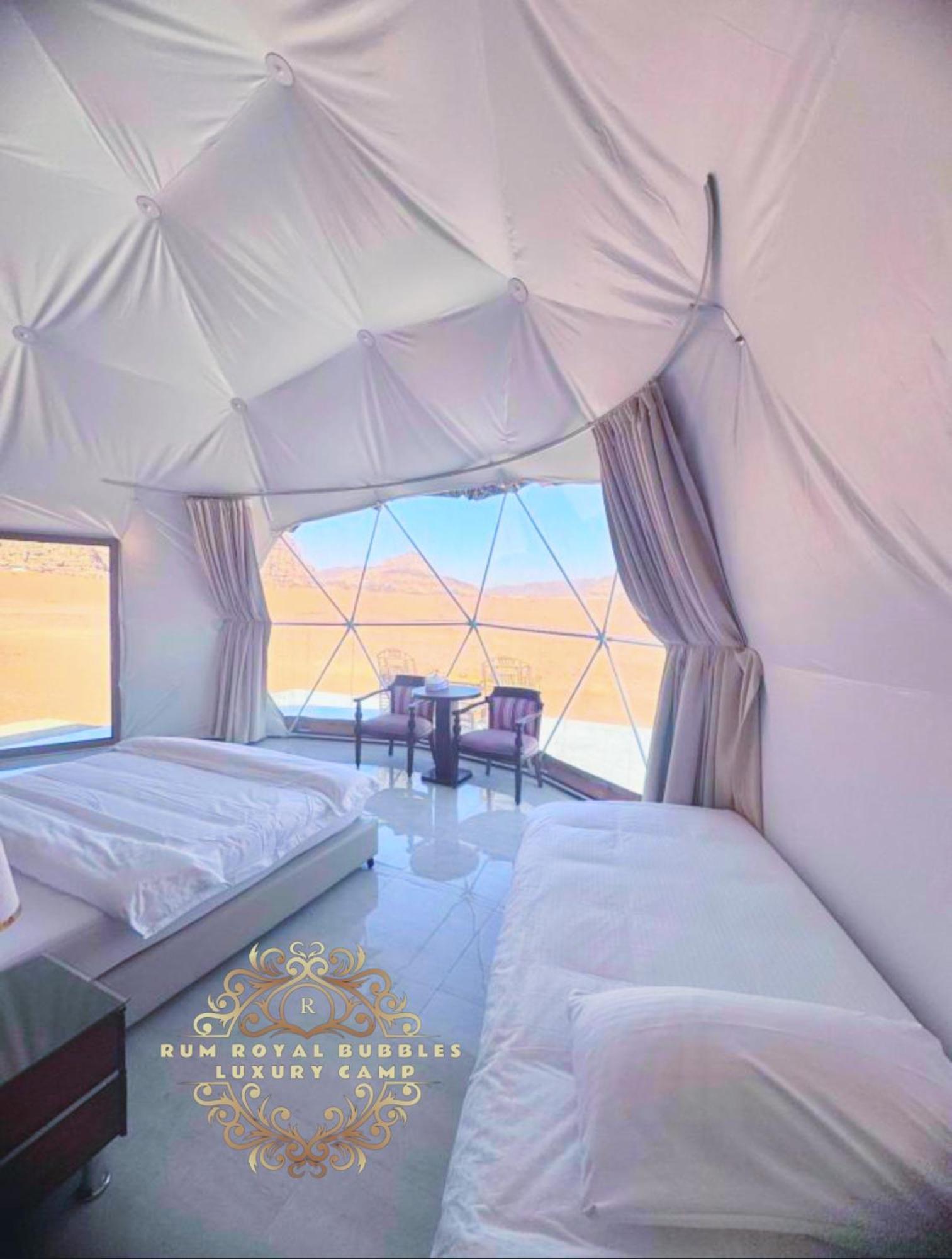 와디럼 Rum Royal Bubbles Luxury Camp 아파트 외부 사진